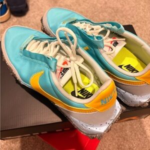 Nike Turquoise and Mustard Athletic Shoes